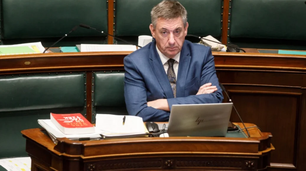 Finance Minister Jan Jambon Refutes Claims of Secret Capital Gains Deal