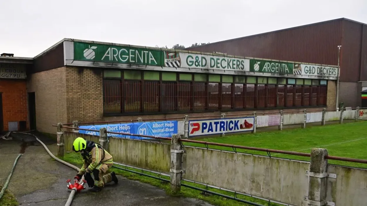 Hechtel: Fire at KFC Eksel Canteen Causes Significant Damage on Dennestraat