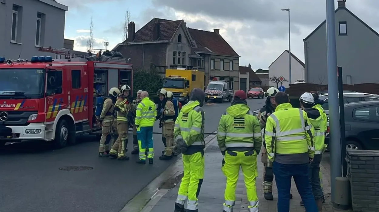 Nederename: Gas Leak Forces Evacuation of 12 Homes, 50m Safety Perimeter Established