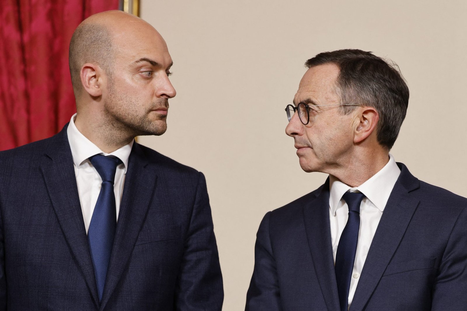 Paris Advocates for European-Level Visa Issuance Restrictions on Migrations