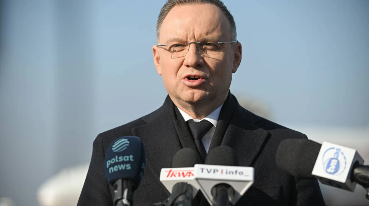 Polish President Praises Baltic Integration into EU Power Grid