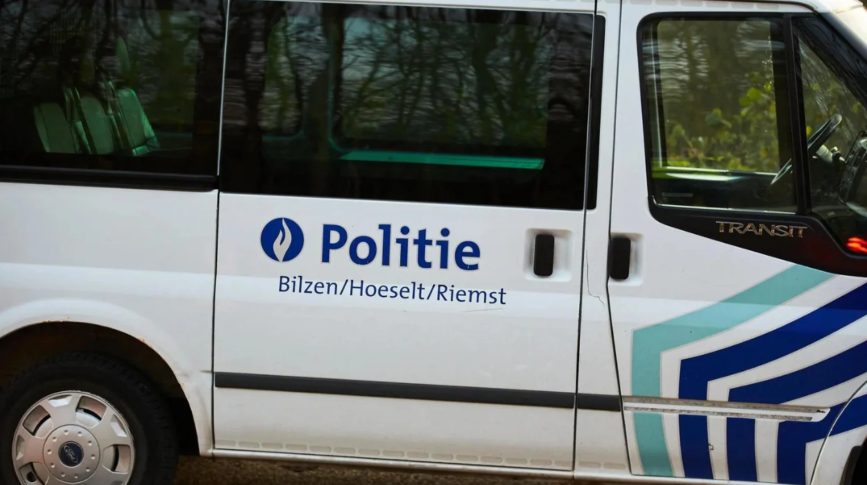 Bilzen Driver Blocked by German Car, Brandishes Gun