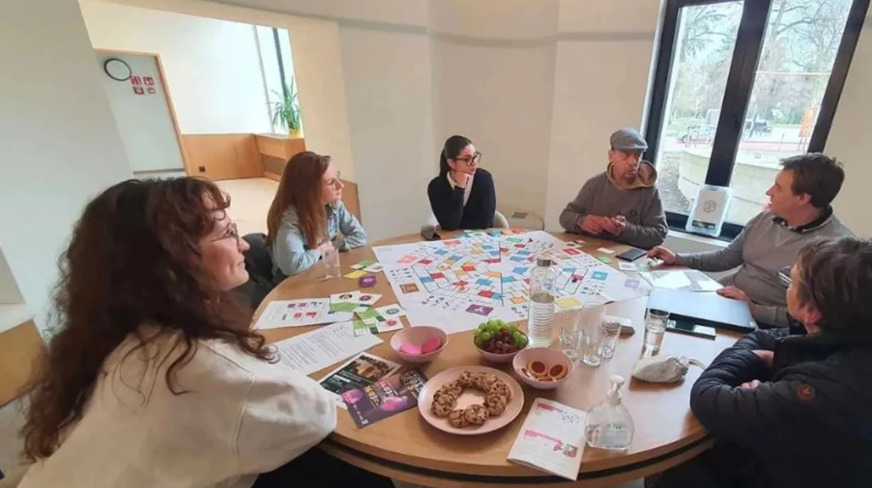 Halle Introduces DigiDoolhof Game to Support Digitally Challenged Individuals
