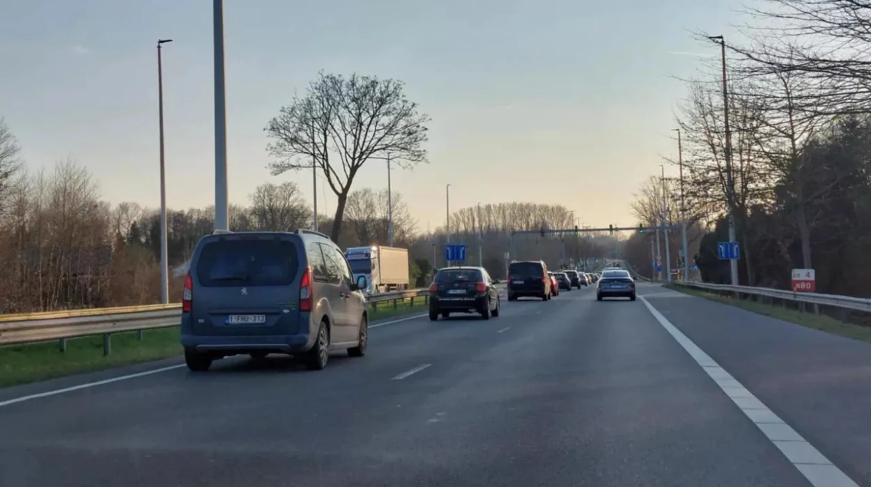 Hasselt Roadworks Causing Traffic Jams Until 2025, Solutions in Progress