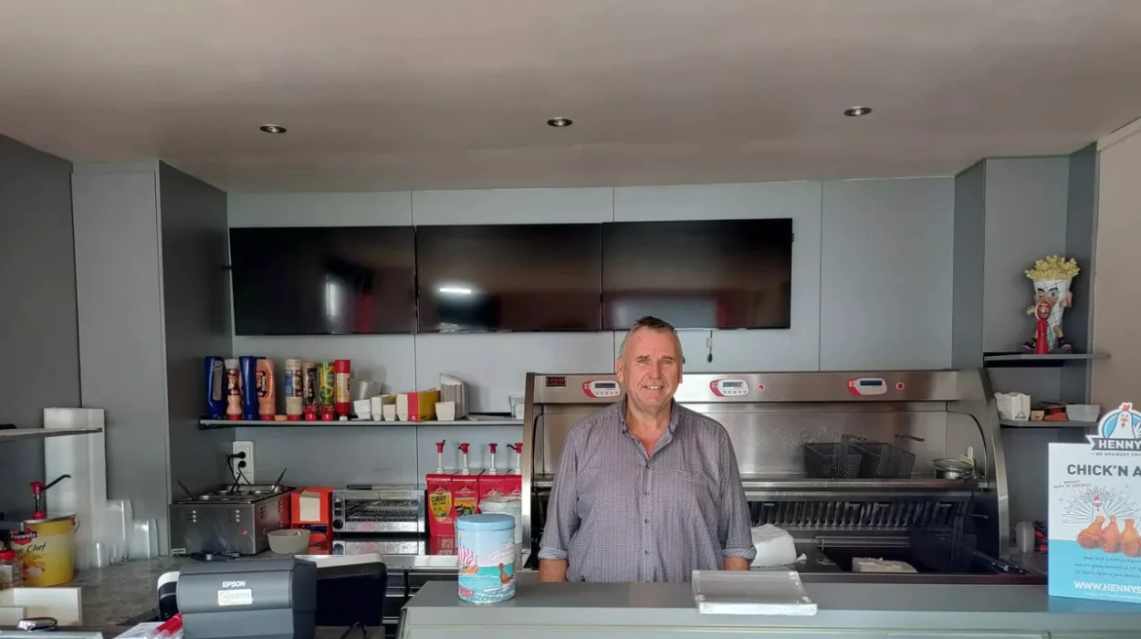 Marc & Cecile Close ‘t Smulhoekske After 35 Years in Nieuwrode