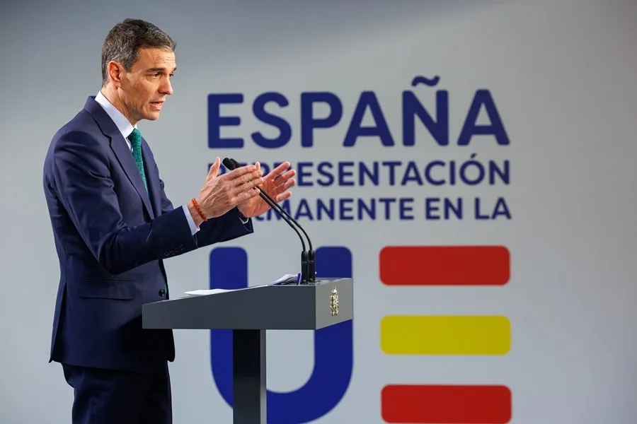 Sánchez Confronts Opposition from Coalition Partners on Military Spending Increase as PP Seeks Clarity