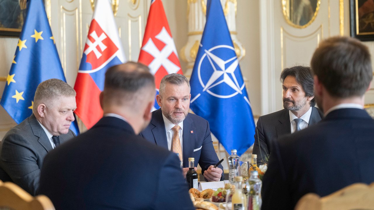 Slovak President: Coalition and Opposition Unite Against Sending Troops to Ukraine, Diverge on EU Aid Issues