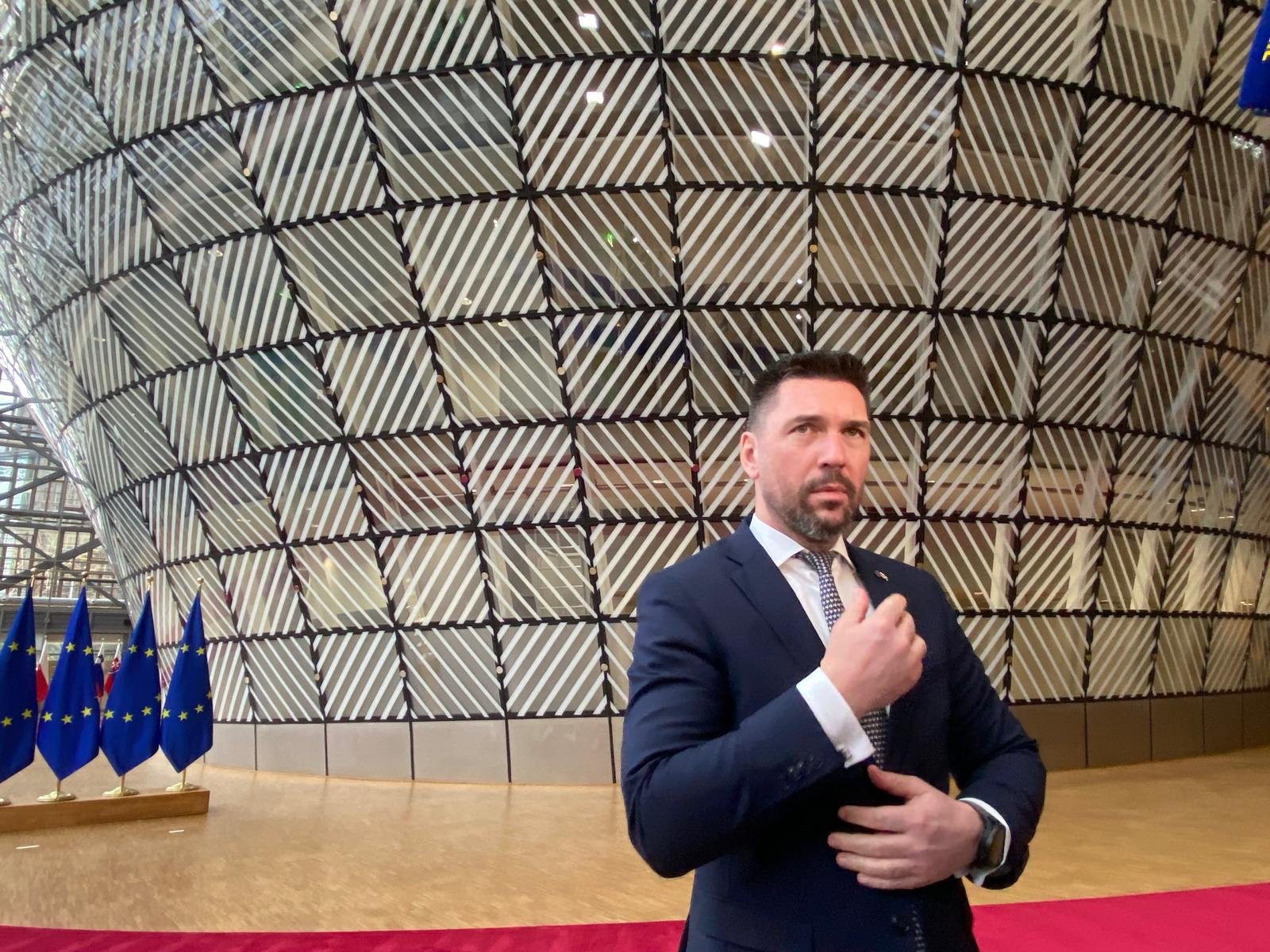 Takáč in Brussels to Seek Compensation from the European Commission Over Foot and Mouth Disease