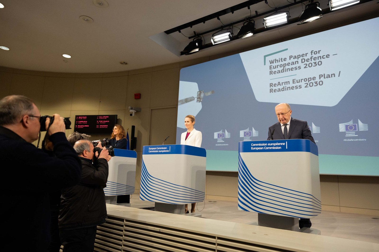 The Commission Unveils White Paper on Strengthening Europe’s Defense