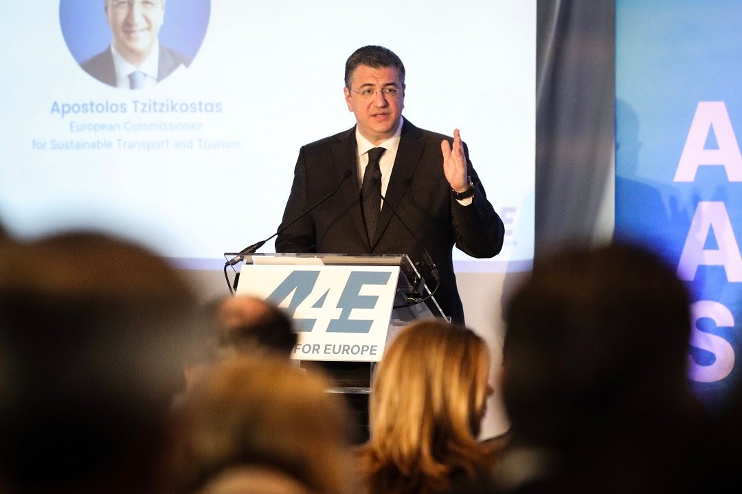 A. Tzitzikostas: “Decarbonization Must Not Undermine European Air Travel”