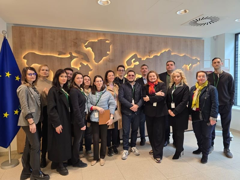 Bucharest Business School Students Visit Brussels to Link Theory with High-Level European Policy