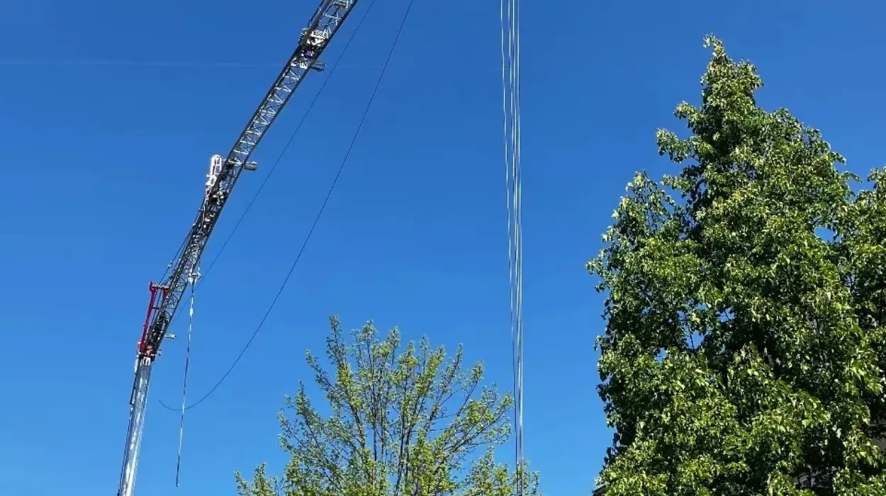 Crane Malfunction on Dirk Boutslaan and Franz Thielemanslaan in Leuven