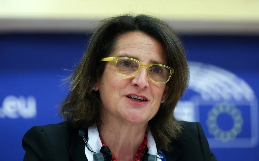 Ribera Dismisses Concerns That Fines on Apple and Meta Will Impact U.S. Negotiations