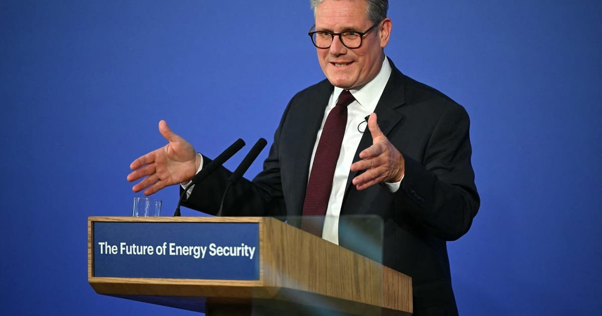 Sure! Here’s a cleaner rewrite:
Keir Starmer Banks on Green Patriotism to Defeat Fossil Fuels — and Farage
Would you like a few more variations depending on the tone you’re aiming for?