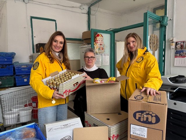 Uniting Traditions Through Kindness: Scientologists Spread Easter Joy Across Europe