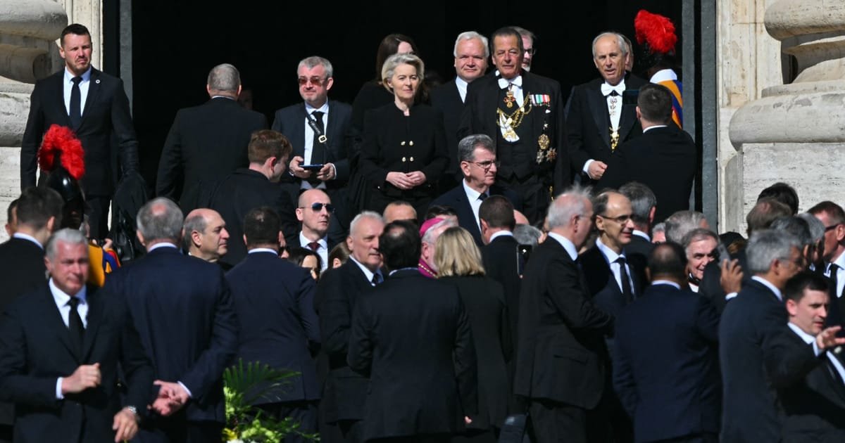 Von der Leyen and Trump to Hold Meeting Following Brief Encounter at Pope’s Funeral