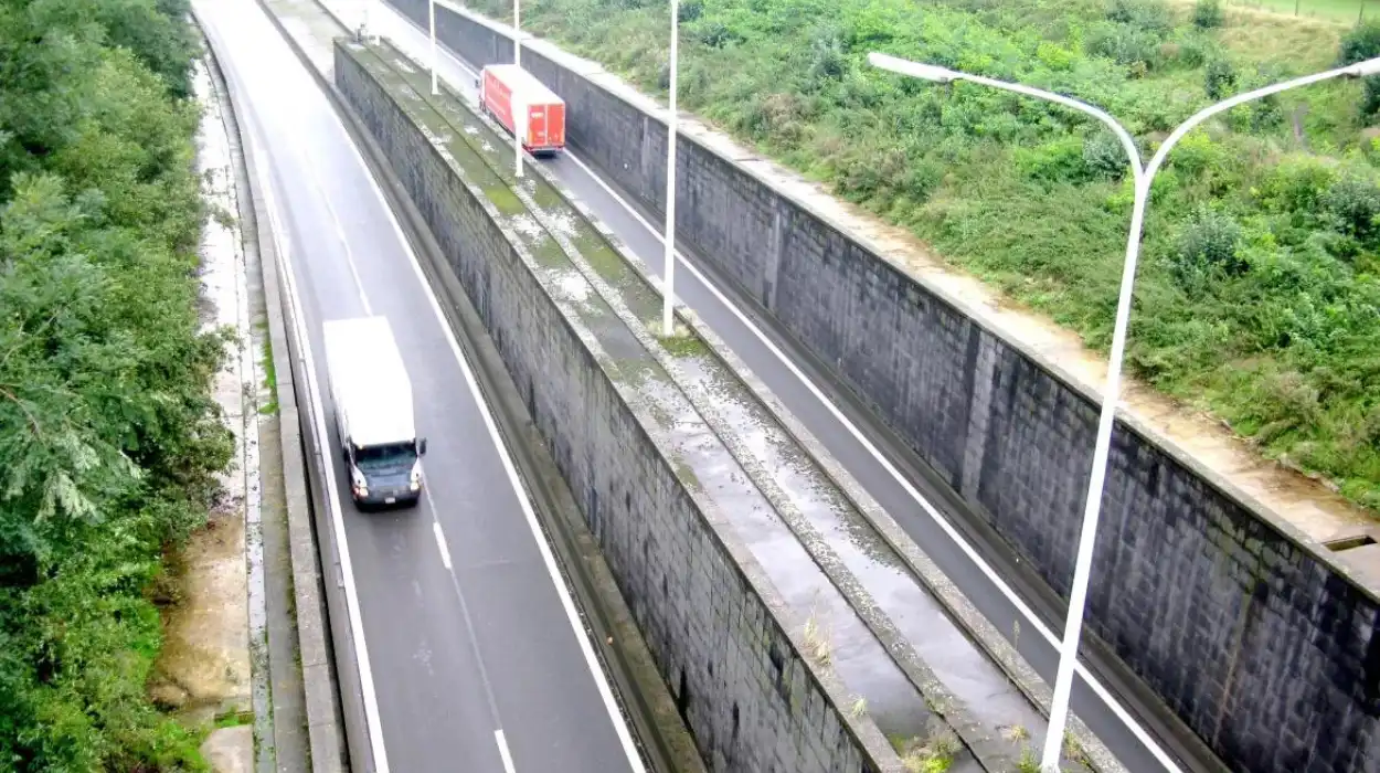 Zelzate Tunnel to Close for 80 Nights for AWV LED Lighting Upgrade
