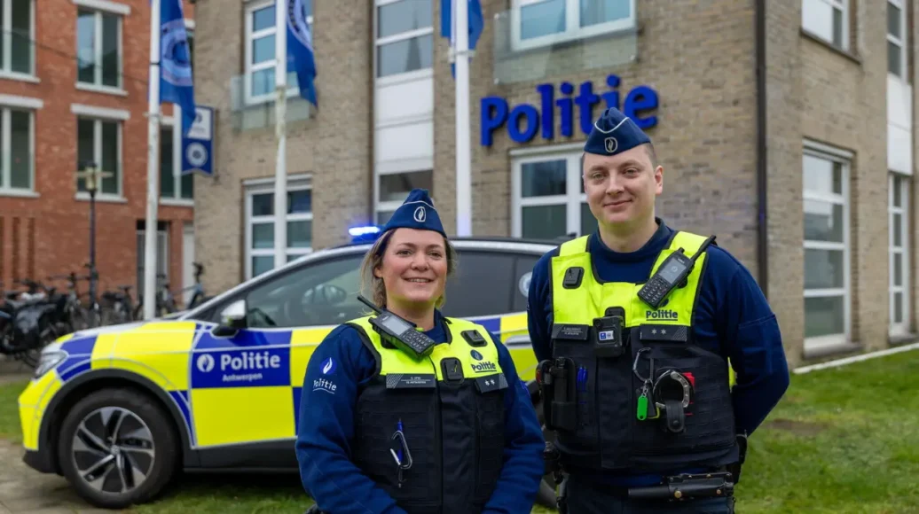 Antwerp Police Rescue Dog from Overheated Car; Owner Receives Two Fines