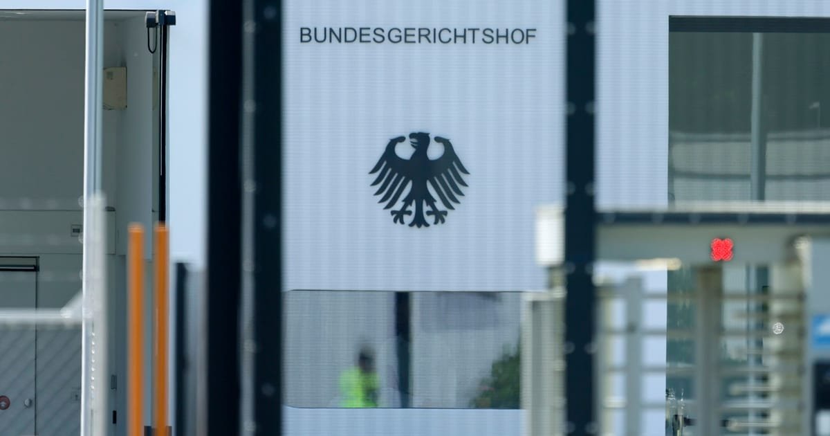 Berlin Outlaws Secessionist Group ‘Kingdom of Germany’