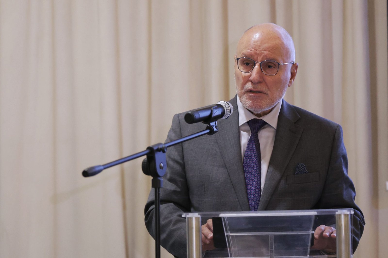 Bulgarian National Bank Governor: The Euro Will Bring Advantages to Bulgaria