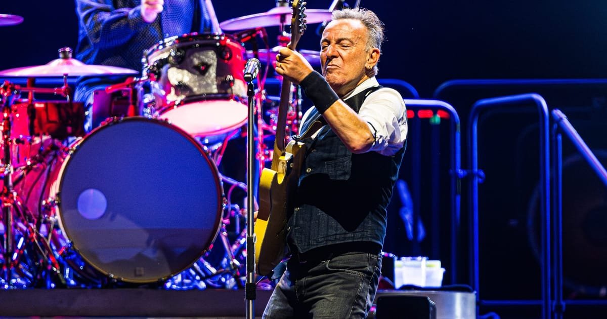‘Corrupt, Incompetent, and Treasonous’: Springsteen Slams Trump and Musk