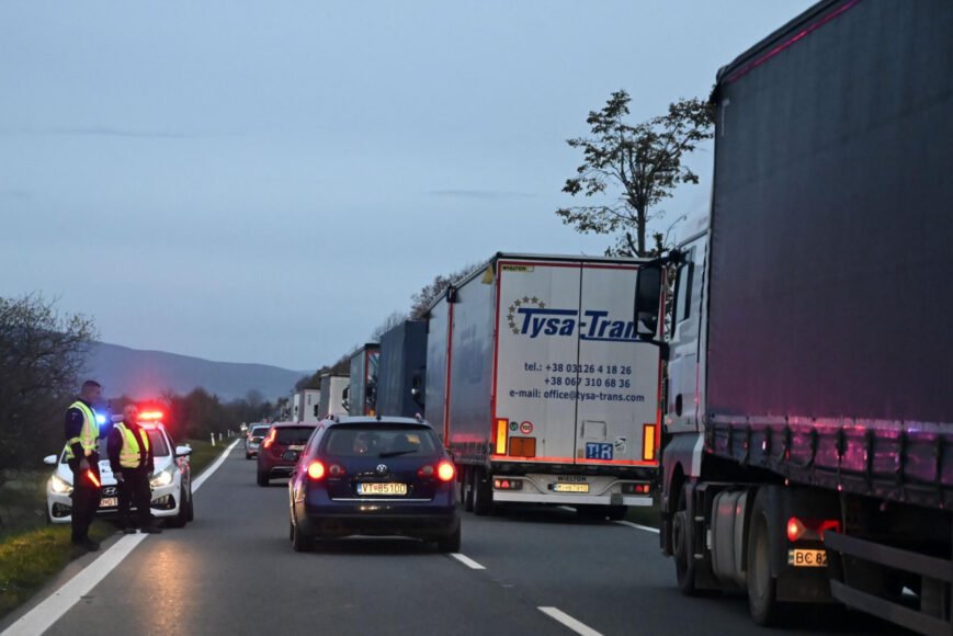 Czech Farmers and Food Producers Call for Tighter Import Regulations on Ukrainian Goods