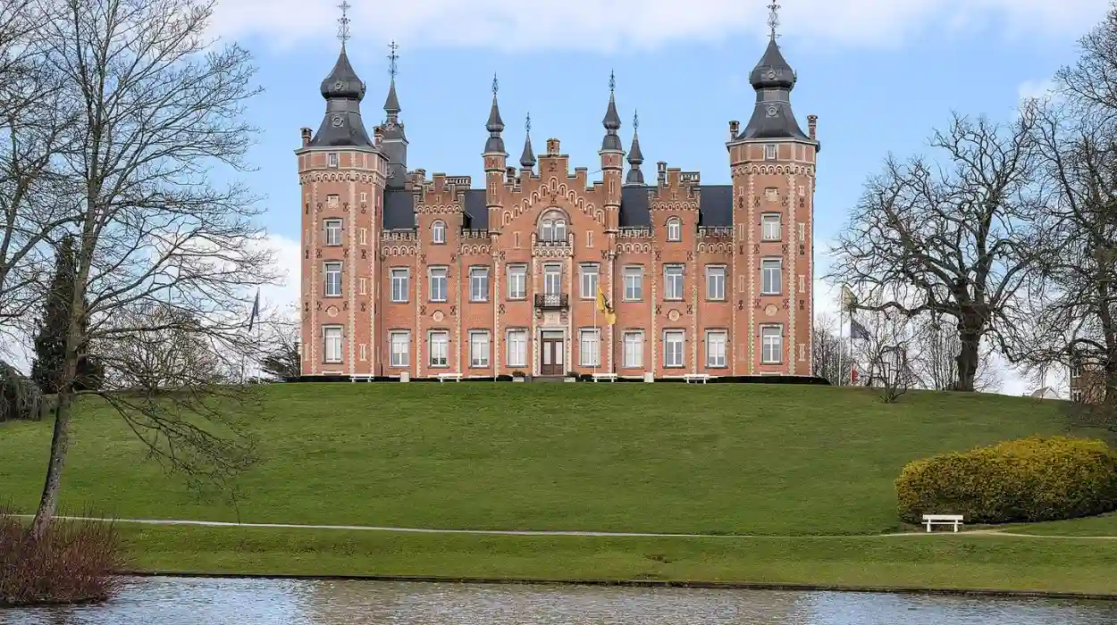 Dilbeek Offers “Picnic Backpack” Experience for Tourists at 3 Locations Through September 2025