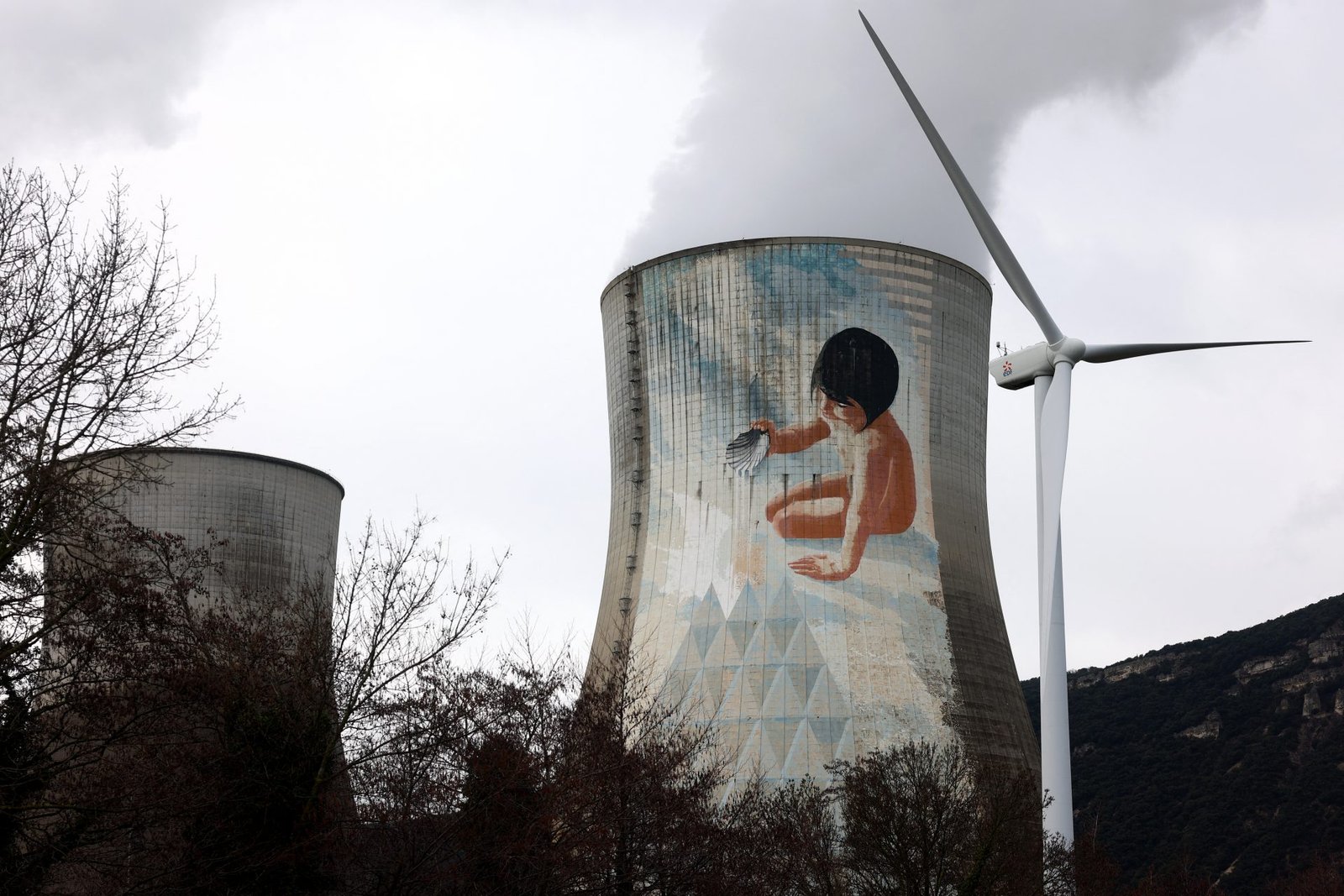 France, Confident in Nuclear Power, Rejects Any Increase in European Renewable Energy Targets
