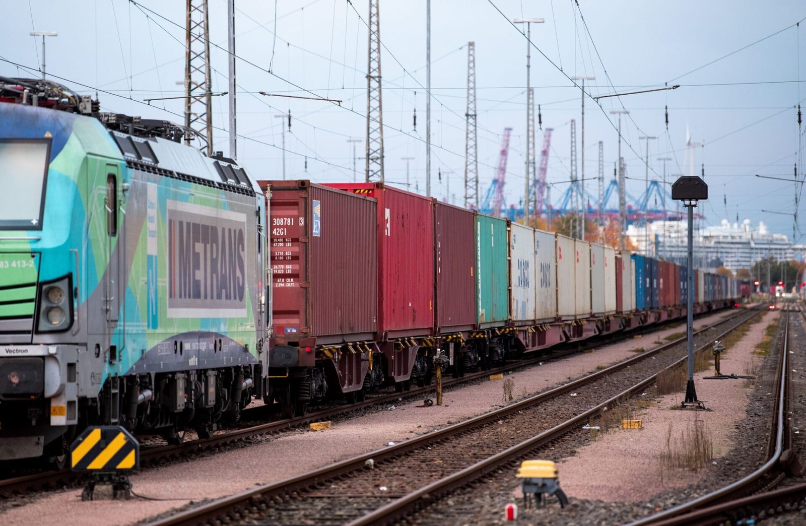 Lipavský: Entrepreneurs Value EU’s Measured Response to Trump’s Tariffs