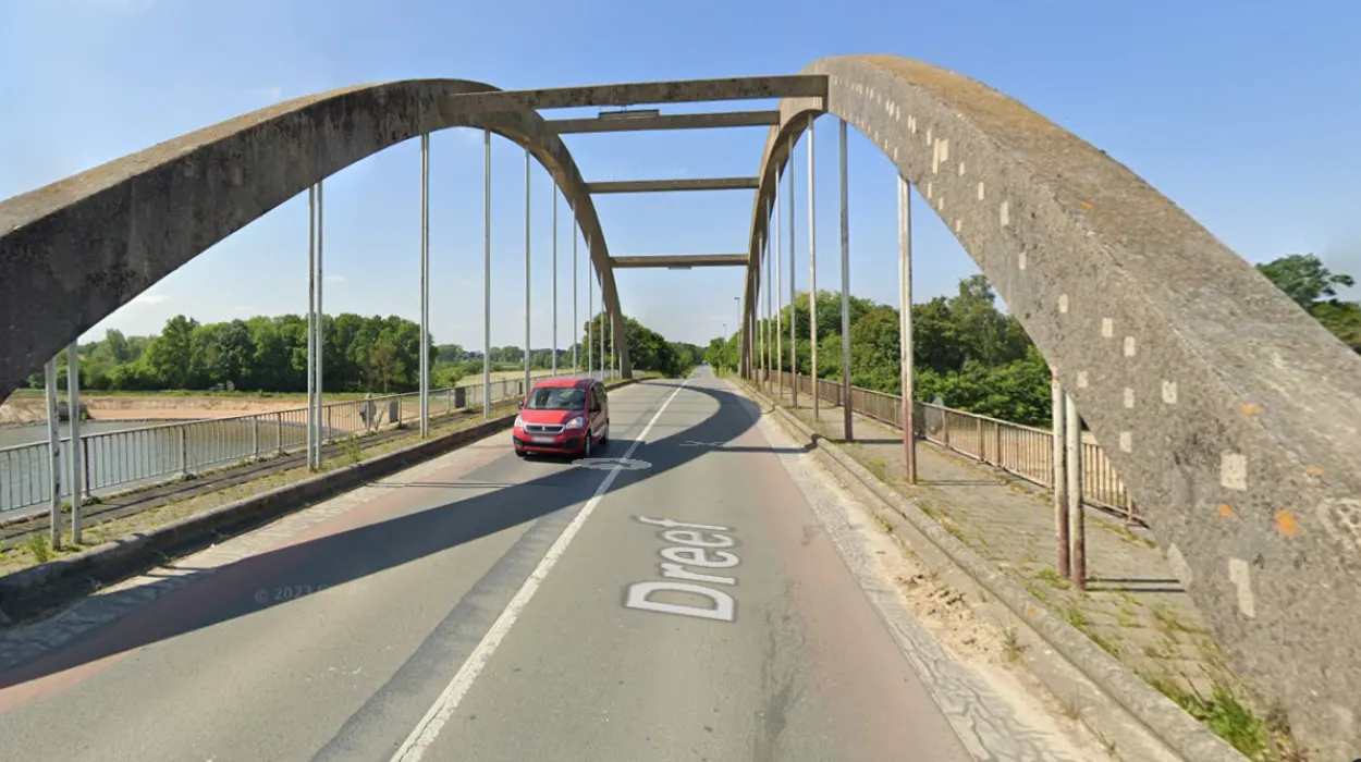 Machelenbrug Closed June 2-27, Traffic Rerouted