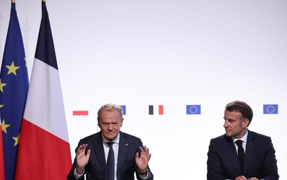 Macron and Tusk Condemn Leaders for Attending Putin’s Victory Day Parade