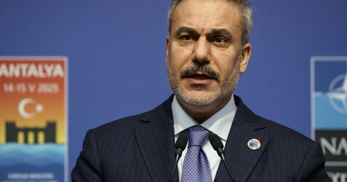 Turkish Foreign Minister to Travel to Russia for Talks on Ukraine Conflict
