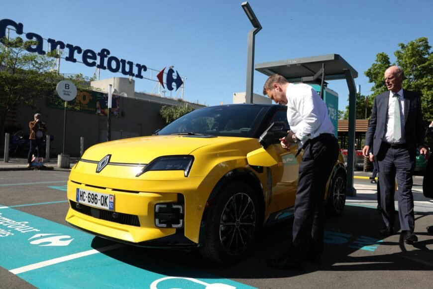 Automobile: French Ministry of Industry Stresses the Need to ‘Maintain’ Course for 2035