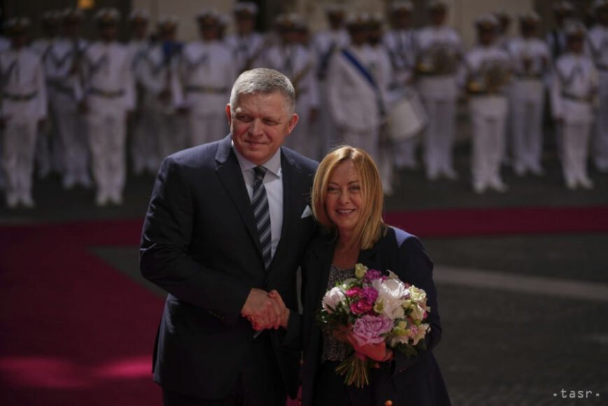 Fico Discusses RepowerEU Plan and Arms Production with Meloni in Rome
