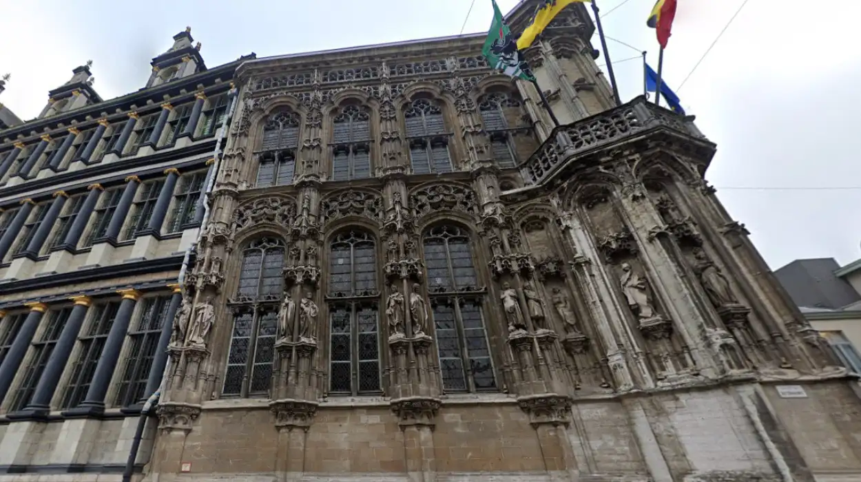 Ghent Residents Consider Legal Action Against Mobility Plan