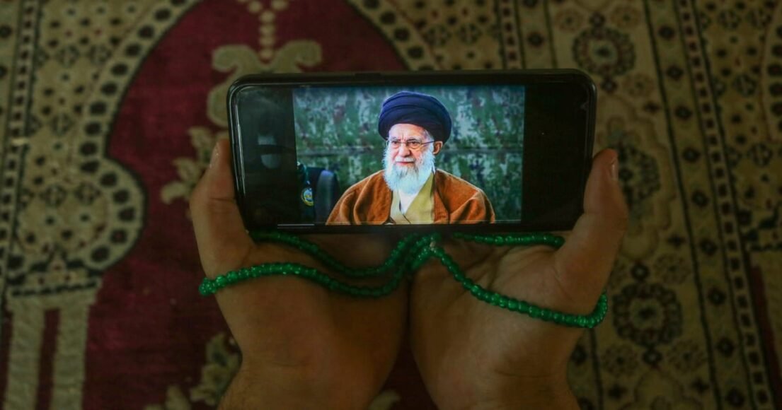 Iran Orders Officials to Abandon Connected Devices