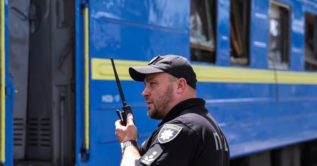 Russia kills 17, injures many in a deadly attack on Ukraine