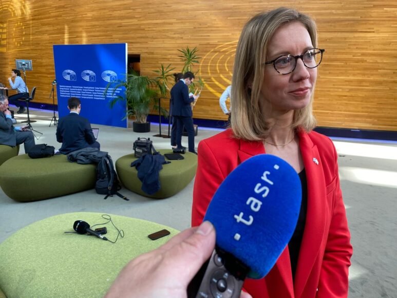 Slovak MEPs Support Extension of EU Recovery Plan Funding
