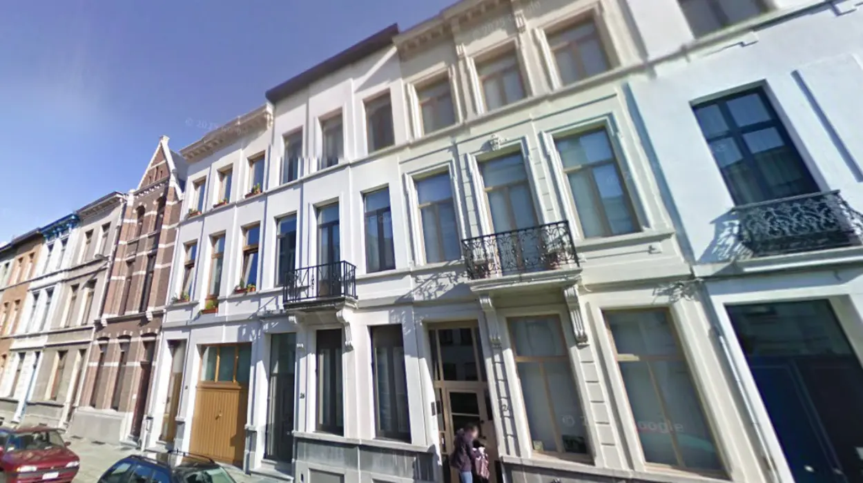 Antwerp GP Shortage: Long Wait at Praktijk aan de Stroom