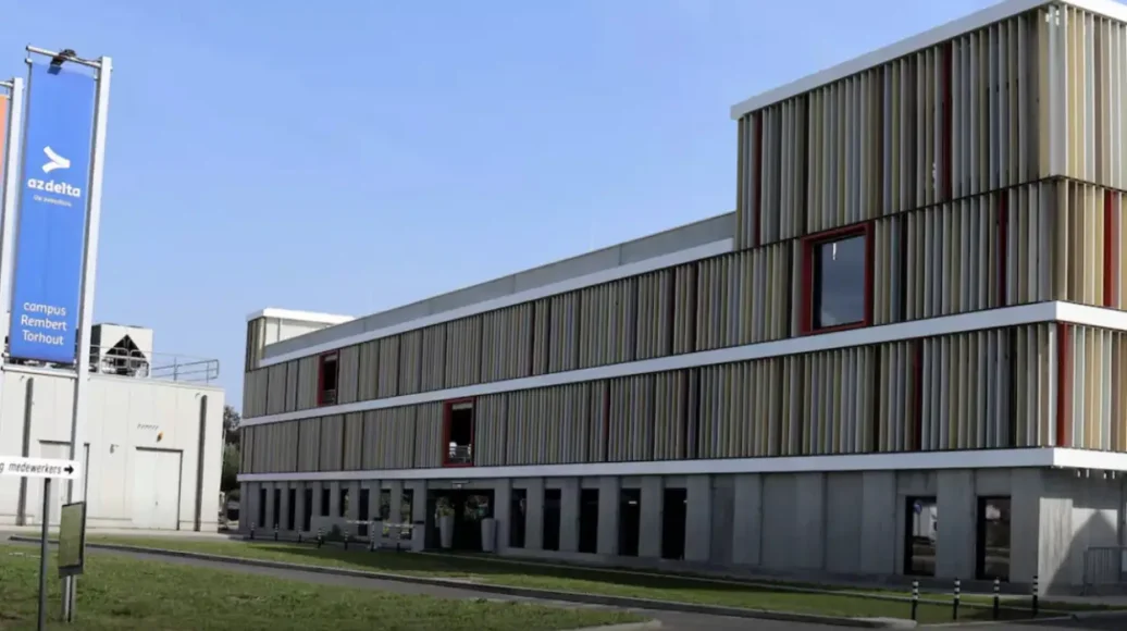 AZ Delta Unveils 400-Space Parking Tower in Torhout