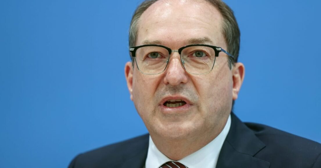 Berlin Summons Europe’s Immigration Hard-Liners for Summit on Asylum Rules