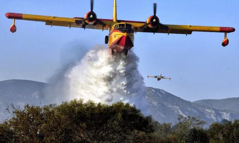 EU Civil Protection Mechanism Deploys Two Aircraft to Combat Fires in Southern Albania