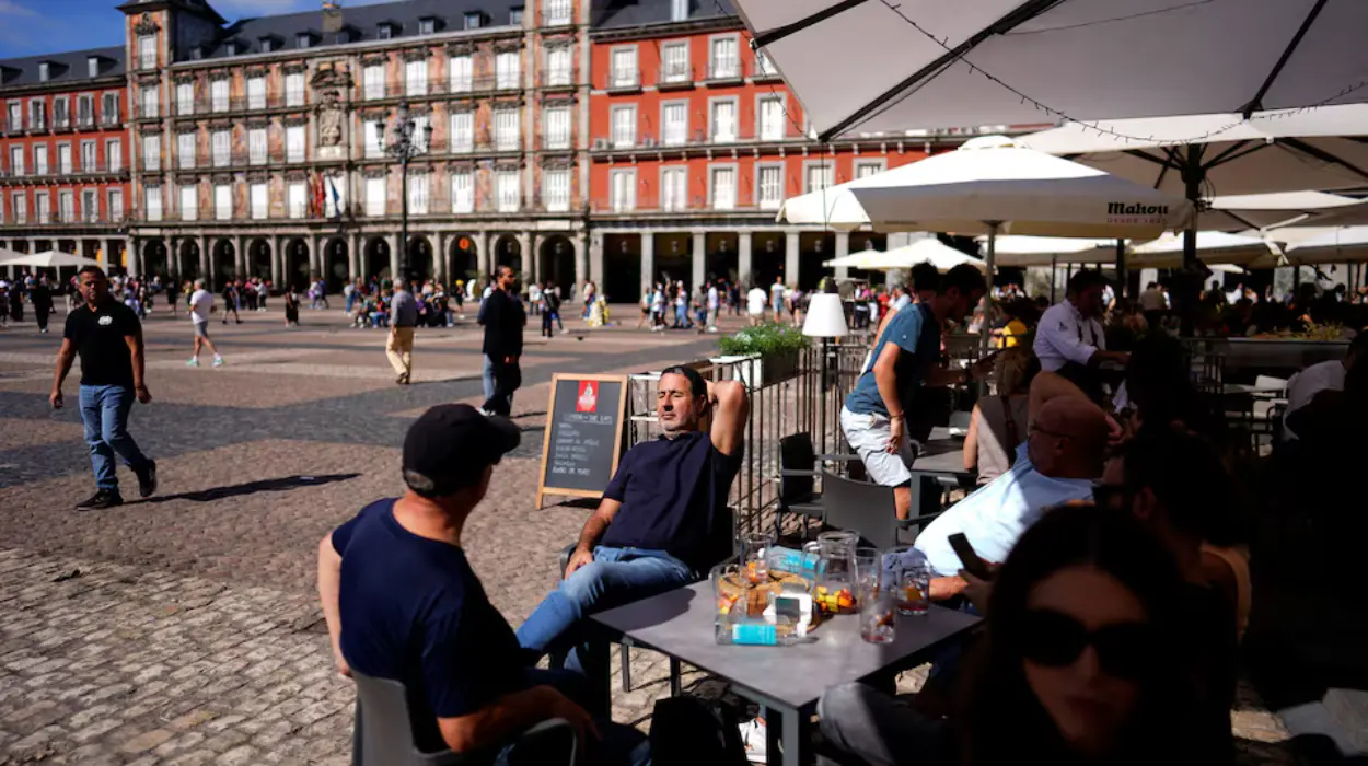 Euro Zone Services Experience Growth in June