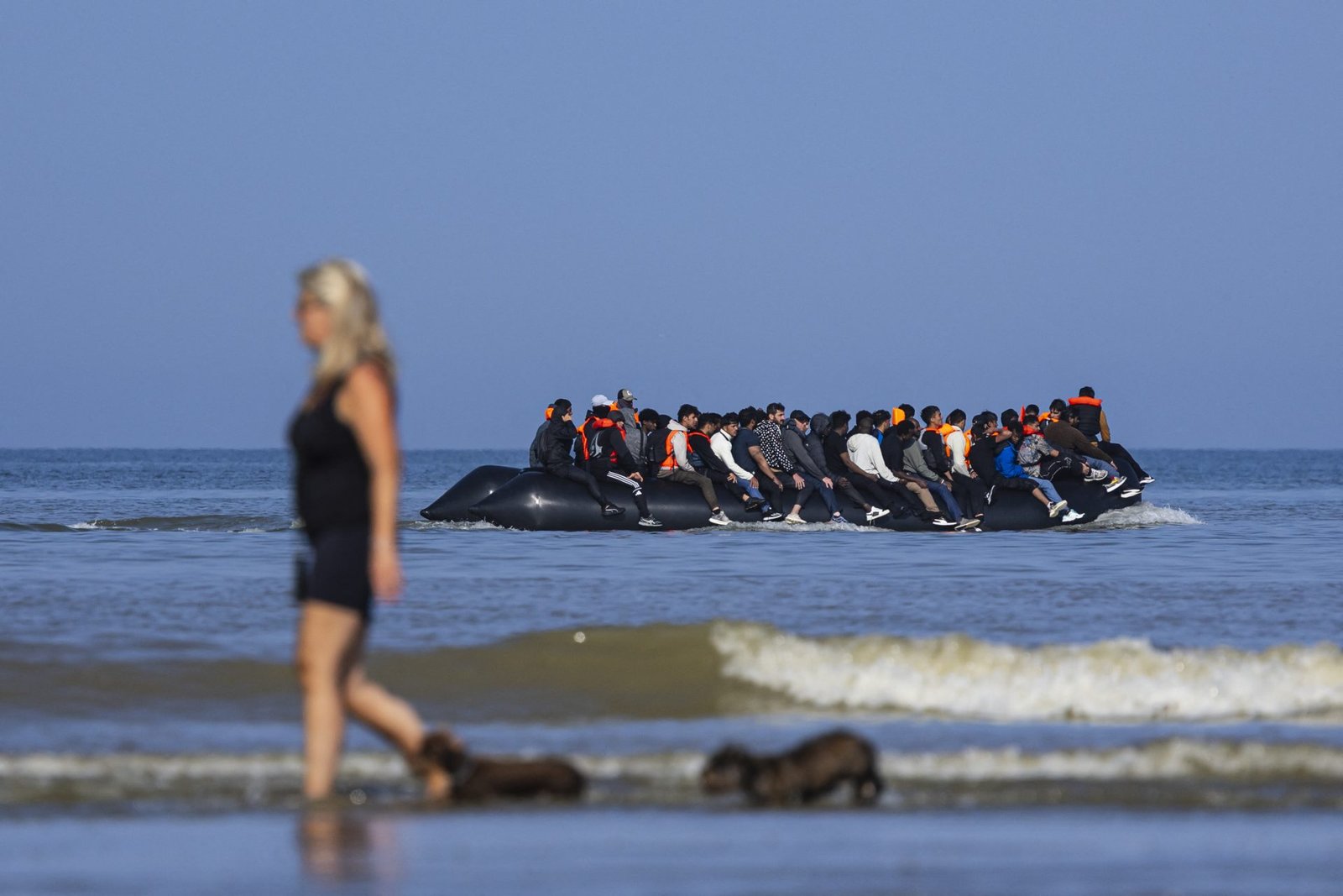 European Commission to Examine Franco-British Agreement on Migration