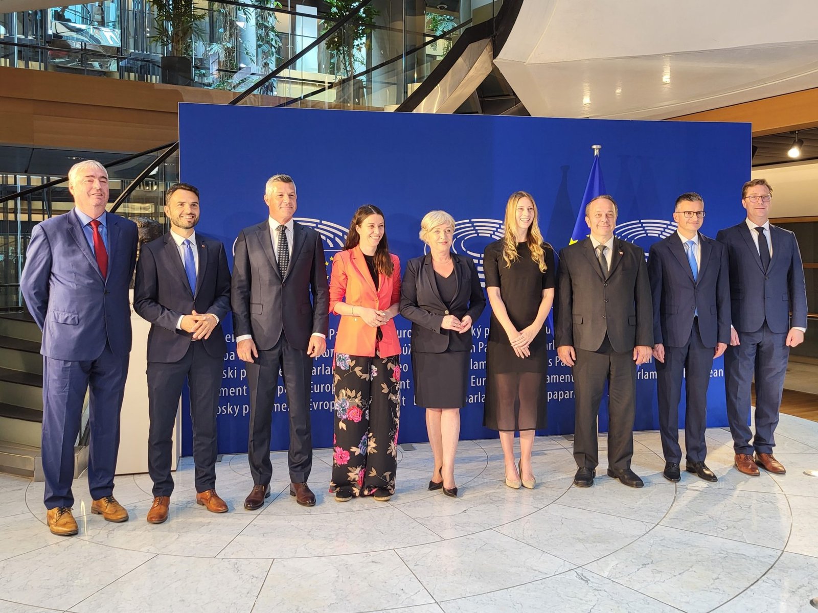 European Parliament Approves Resolution on Post-War Killings in Slovenia