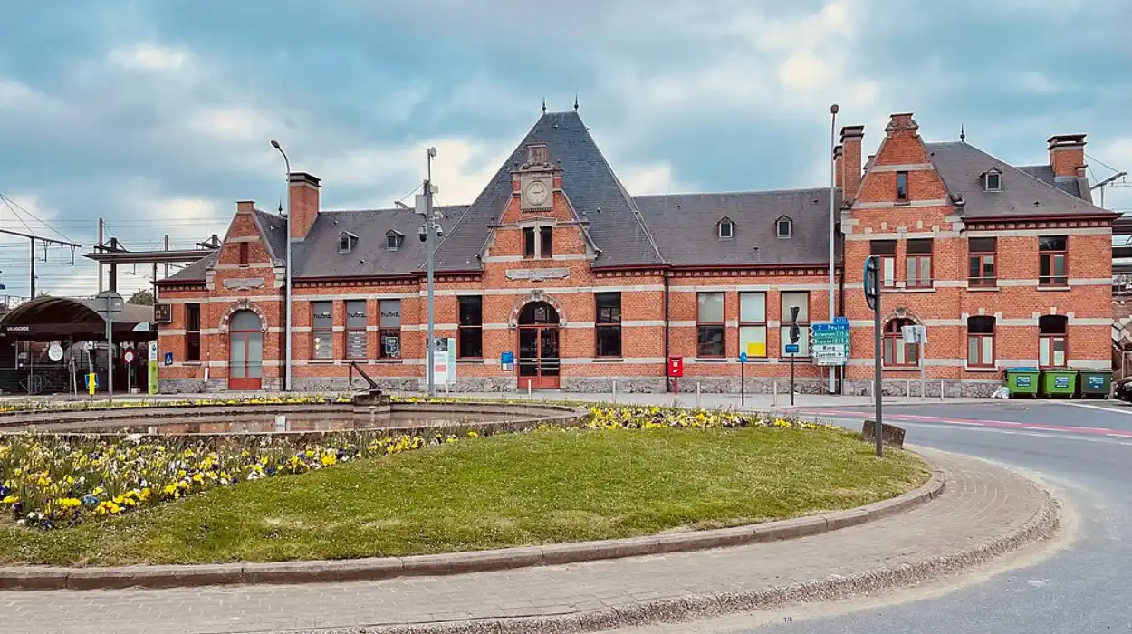 Four Officers Injured in Riots at Vilvoorde Station