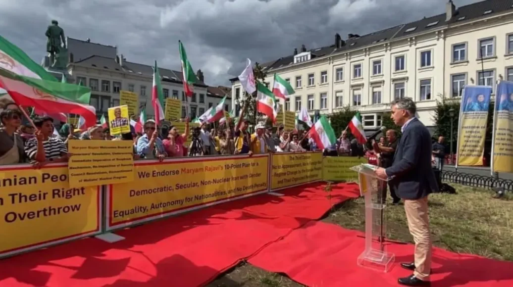 Iranians Highlight the Third Option: "No to Appeasement, No to War – Yes to Regime Change by the People and Their Organized Resistance"