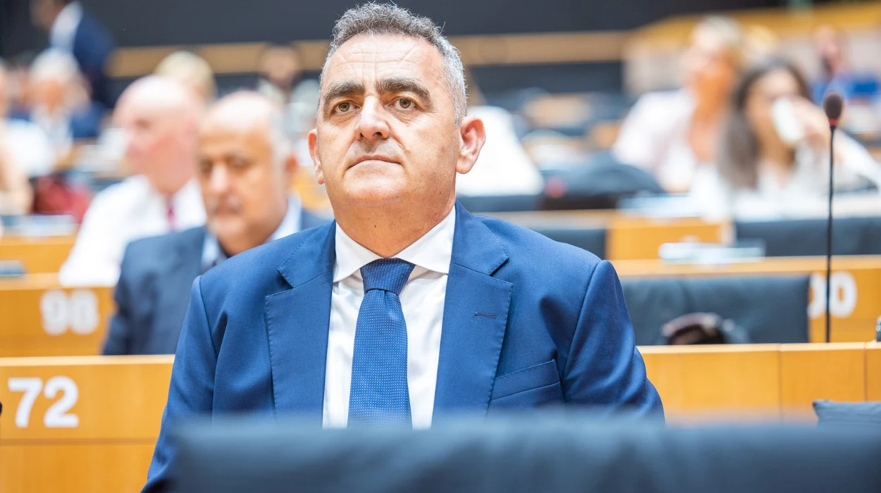 MEP Beleris Strongly Criticizes EU Report on Albania