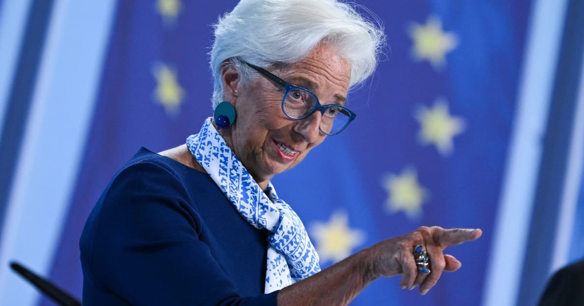 Europe’s Economy Can’t Grow Without Migrants, Lagarde Warns