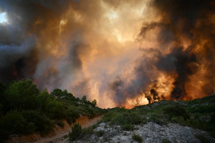 Fire in France: EU "Prepared to Mobilize" Resources, "If Needed"
